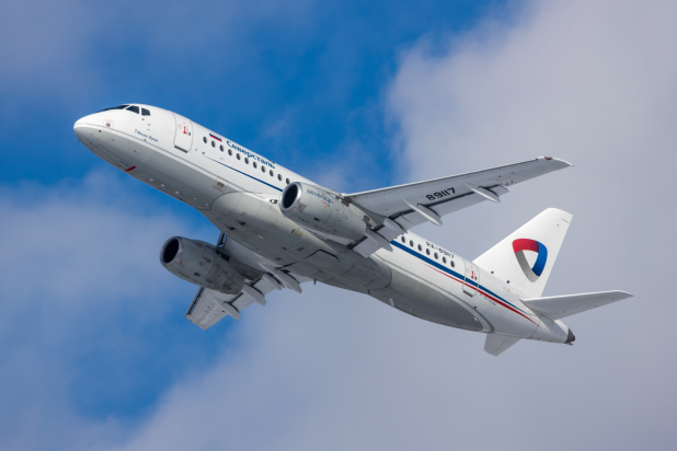 SSJ-100 в ливрее ООО «Авиапредприятие «Северсталь»