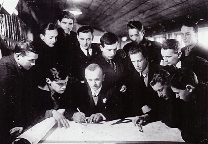 1934